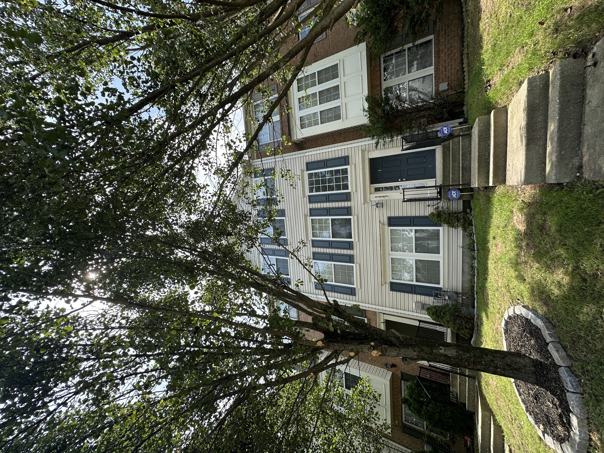 5047 Leasdale Road - 1